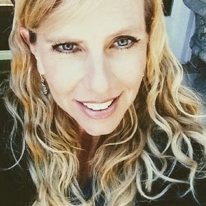 Meet your Posher, Nikki